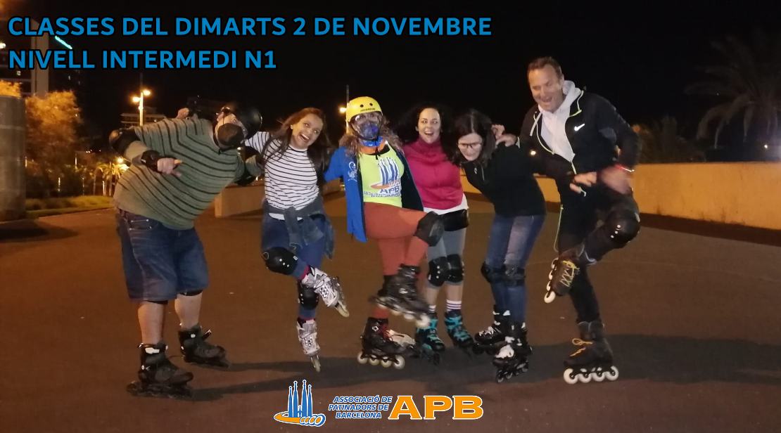 APBoficial's tweet photo. Unas cuantas fotillos de las clases y pre-ruta del pasado martes 2 de noviembre! 🛼🛼😍 #barcelona #roller #patinar #APBoficial https://t.co/tl66m09gkS