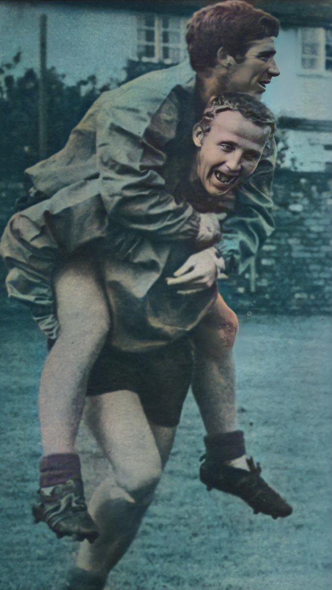 KitsOnHangers's tweet photo. “ He’s got red hair , but we don’t care ….. “ #LittleCurlyAlanBall & #TheGoldenVision 💙💙 #Bellefield
Shankly watching on 👀💔
So Lucky To Watch These 2 At Their Best 🍀
@robsawyer70 @RWGbluenose @stevezocek @KidSparkles @PorcoRosso_1878 @BillDoherty1 @Kipper_efc @BlueBren 💙 https://t.co/CW2O0T5bZi
