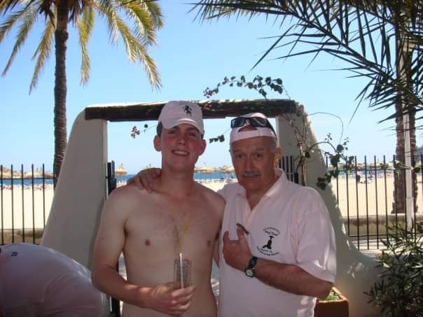 AlexFlannigan's tweet photo. ❤ RIP Reg 💙

An absolute gent who will be sadly missed

Many fond memories with him from rugby tours (as I am sure many others do also, as he was such a lovely bloke)

Thoughts are with his family at this  time 💙❤💙❤💙❤ https://t.co/XyG8DgO2cF