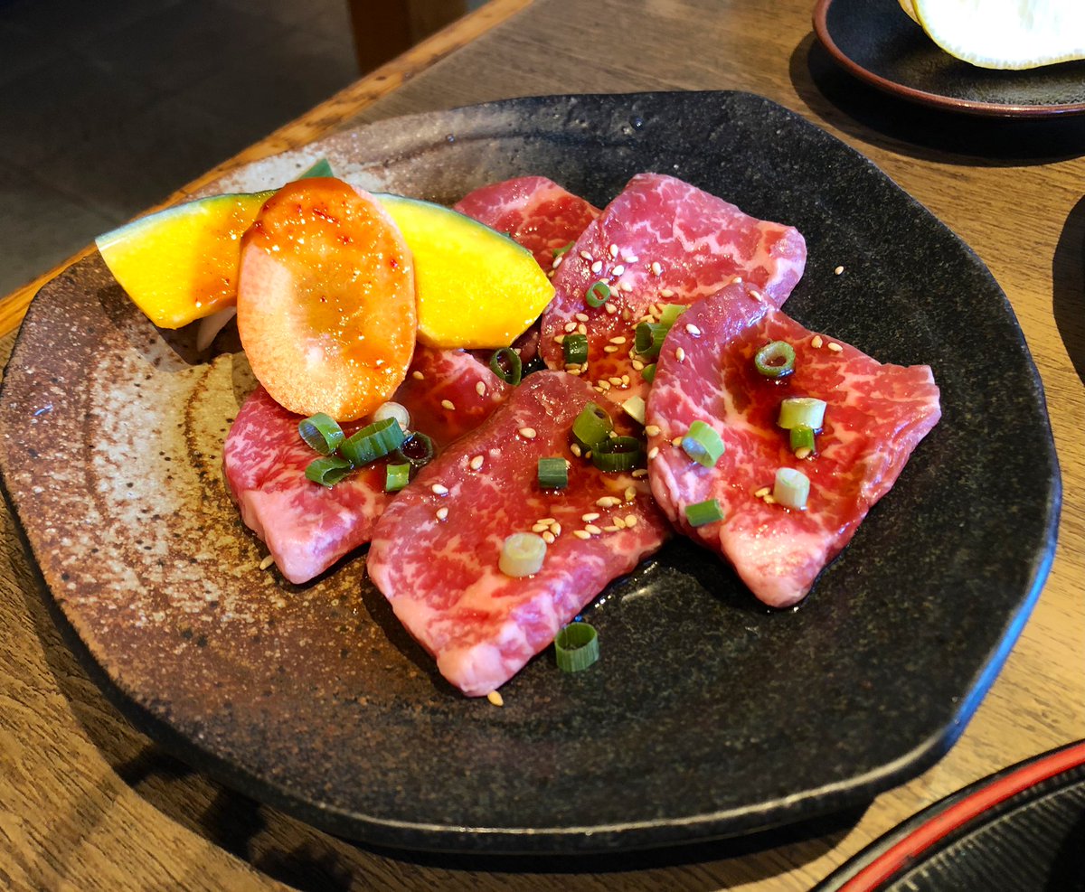 llll_1171117's tweet photo. 月1のお命頂戴デートと
千円で売られてたなんか悟り開き気味うさぎ🐰 https://t.co/8mlpUsG7q1