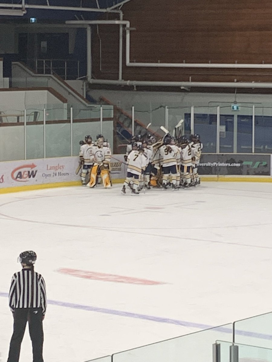 <a href="/TWUSpartansWHKY/">TWUWomensHockey</a> Get their first ever <a href="/USPORTSca/">U SPORTS</a> win in hard fought 1-0 double overtime game. Goal by <a href="/GermannNeisha/">Neisha Germann</a> #wereontheboard <a href="/TWUSpartans/">TWU Spartans</a>
