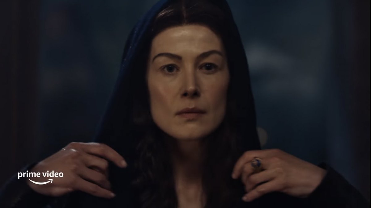 badwottakes's tweet photo. I really hope that Thom and Moiraine don’t end up together in the show because they’re obviously meant to be with their queer (correct) ships. https://t.co/KLU7dnf4a1