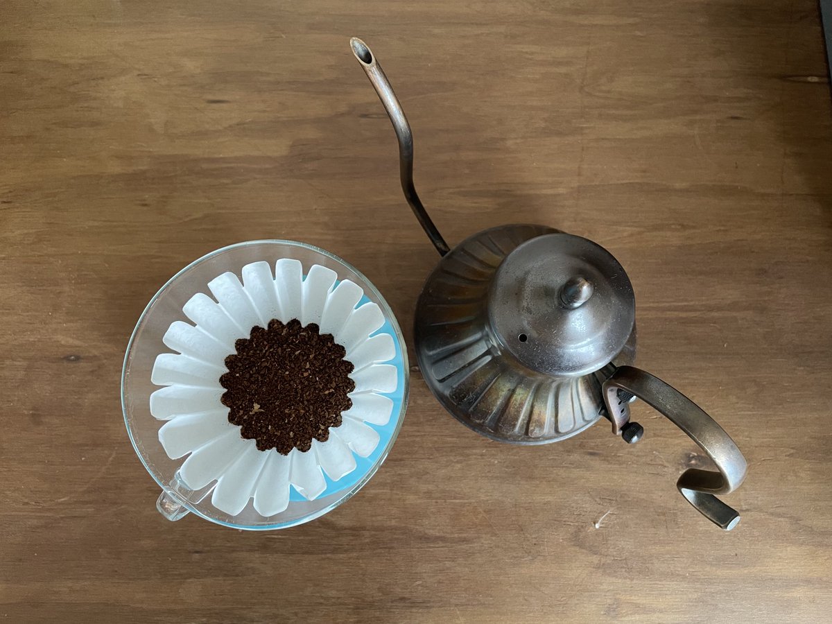 ymt5860's tweet photo. 僕はカリタ派
今日の1杯はハワイ コナ
#kalita #wavedripper https://t.co/PO66hLZeJJ