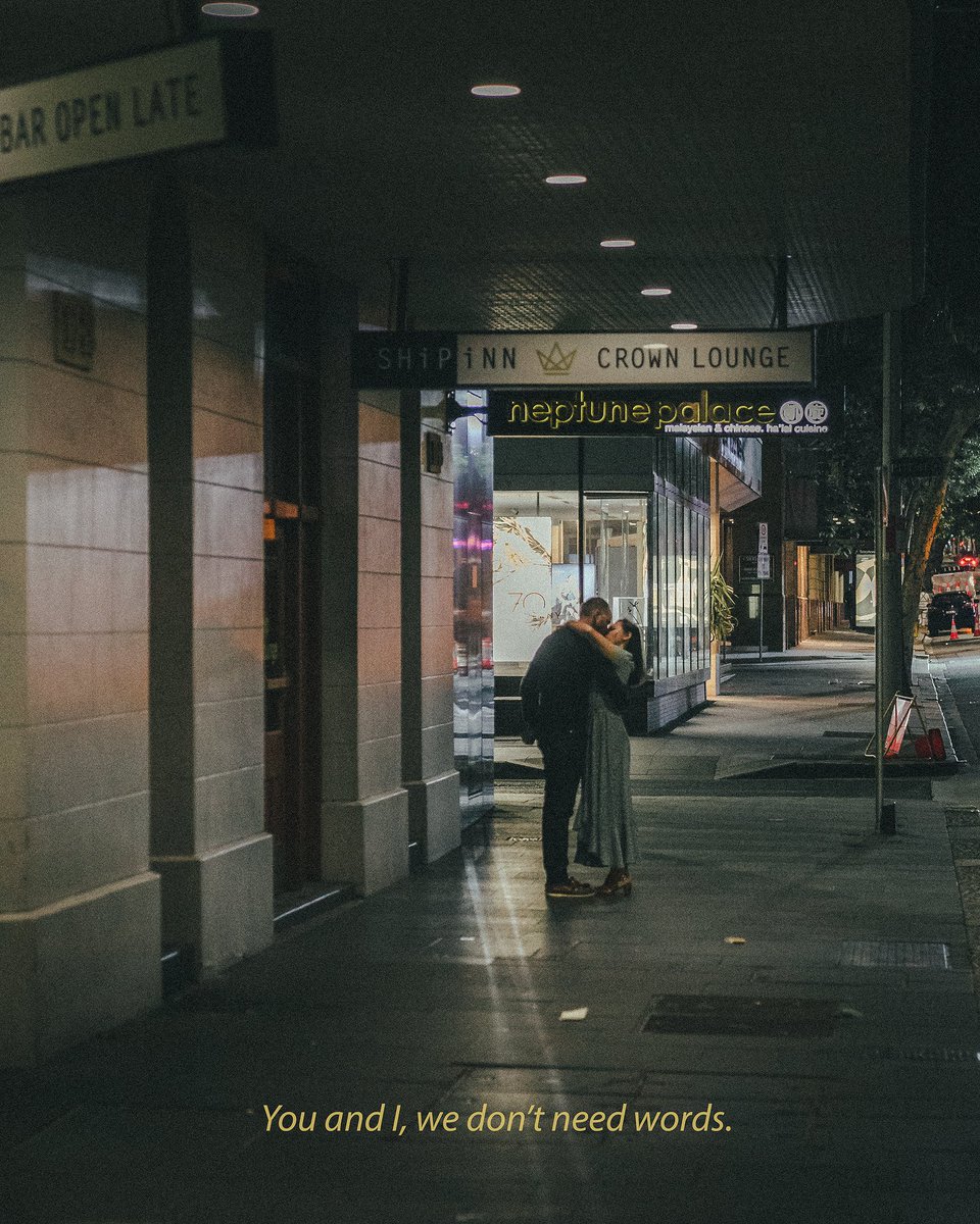 asad_sarfraz_'s tweet photo. So much has said without words.๐ฅบ๐ธ๐
.
.
.
#bealpha #streetphotography #voyaged #storyofthestreet #streetscenesmag #friendsinperson #photocinematica #pulsefilm #cinematography #intercollective #ourstreets #yourshotphotographer #natgeotravel #everybodystreet #streetclassics https://t.co/viztZebo2k