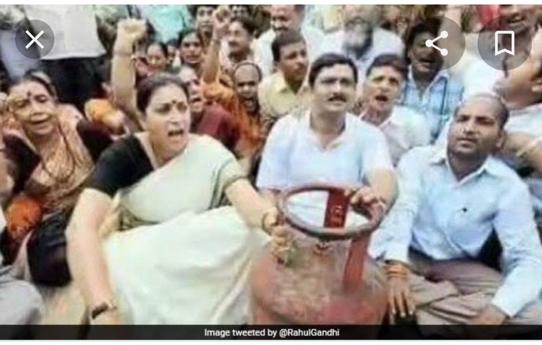 Rahul_Investr's tweet photo. @BJP4Delhi Waah re waah @smritiirani Jaise @BJP4Delhi @BJP4India K nautankibaaj kaha gye..?? Jo mahangaai klye dharnaa detI thhi...aur aaj jb khud sarkar mei hai to ye andhhi ho gai hai kya?? Thu hai aisi neta pr https://t.co/5Loodq05bb