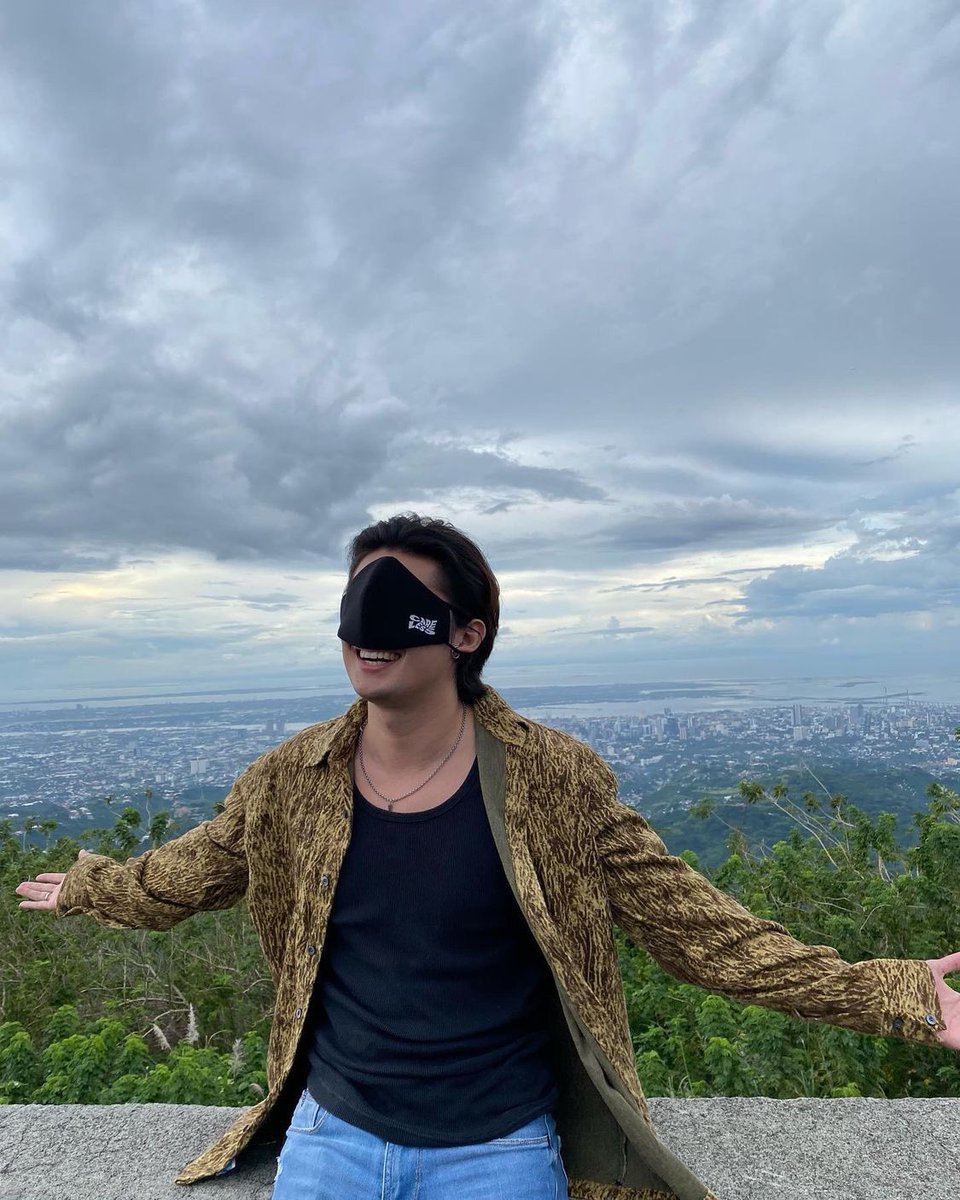 _janna___'s tweet photo. Cebu dump
Lord @job.bernedo last 2 slides are for you π€ love you Big Careless fam
#doyouevenknow
π·james
#jamesreid https://t.co/ovCoFfXOEr
