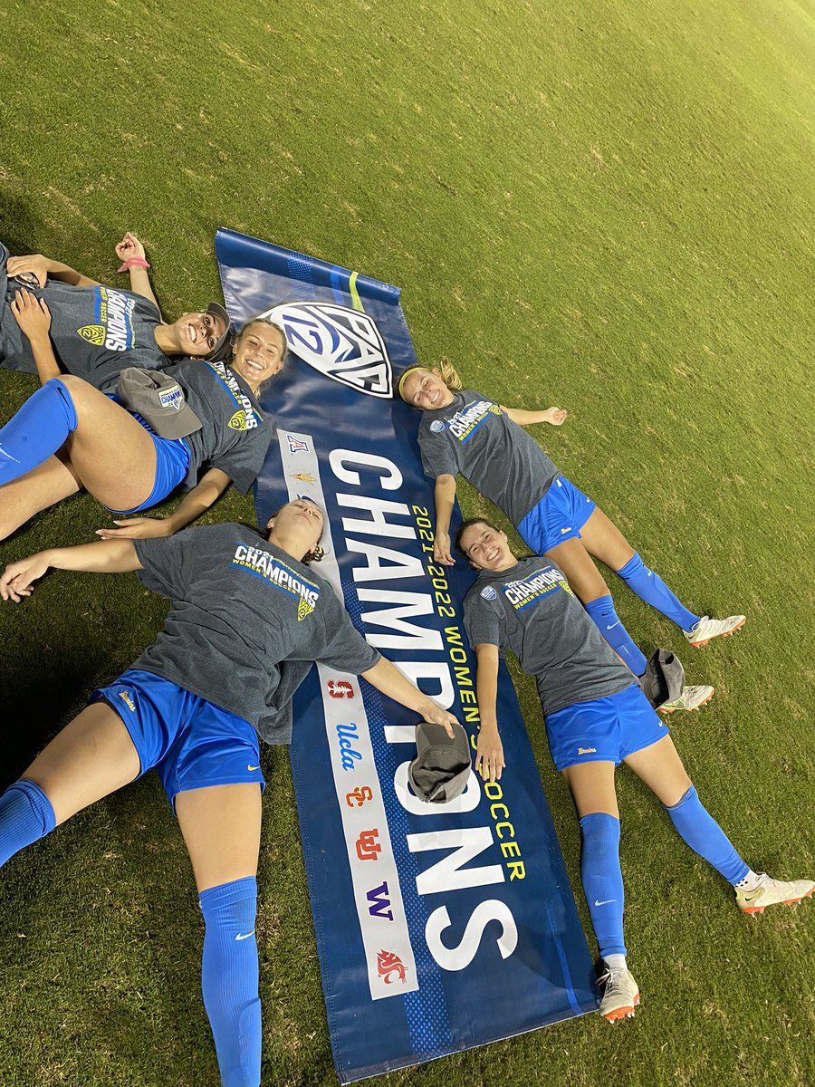 Erin_M_Adkins's tweet photo. All the feels. So proud of this team. Not done yet. @UCLAWSoccer 🏆 🐻 https://t.co/pVZvcCngbi