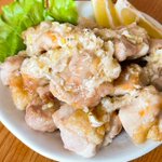 ネギ塩ダレとの組み合わせがとっても美味しそう!居酒屋気分を味わえそうな鶏肉レシピ!