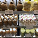 これが東京のケーキ!エクストラスーパーメロンショートは4,104円!