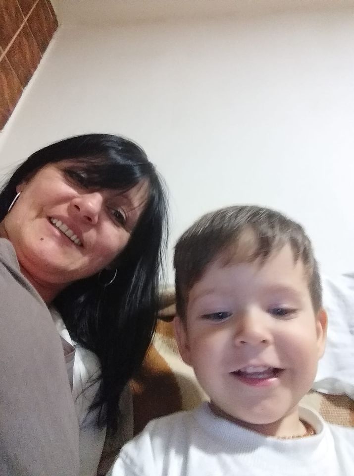 856Iliji's tweet photo. Braco i sestre,prijatelji nasi, i po hiljaditi put vas molimo podelite,lajkujte to je pola sekunde,a nasem sinu znaci mnogo.
856 na 3030 za Iliju https://t.co/sKlk70VXRL