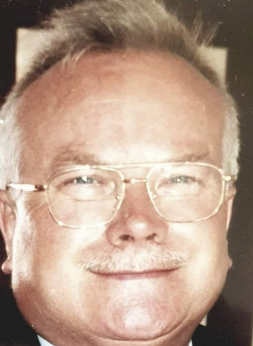 SWhitehall12's tweet photo. This man would be so proud of his family last night #teamwhitehall❤ Our hero forever https://t.co/ObrsblGfIe