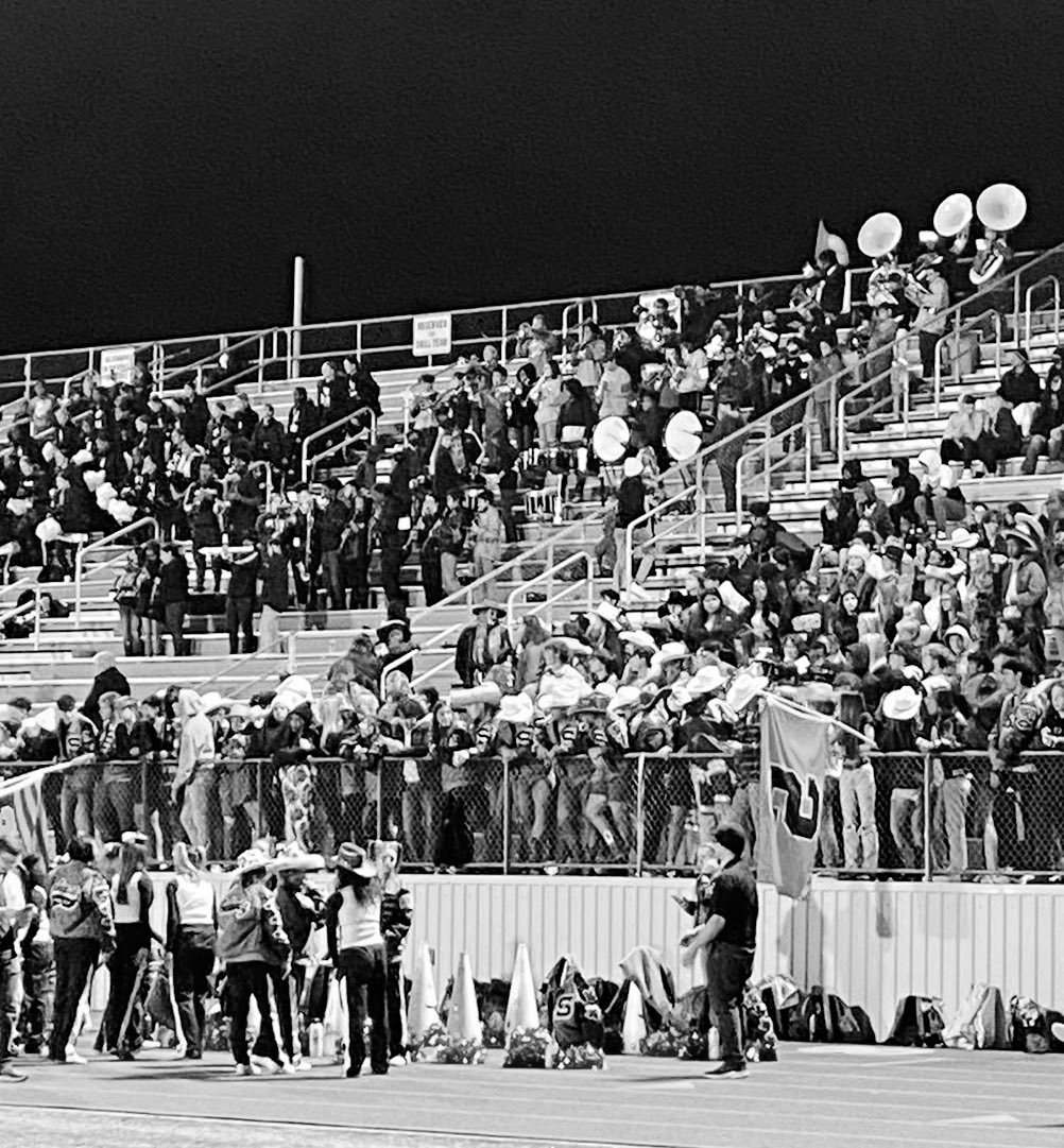 SachseStangs's tweet photo. Thanks to @Hudson_Hawks band for coming out tonight to support the Mustangs! You did great!#MUSTANGNATION #TNDO #SACHSEU https://t.co/ozgGzb2qjp