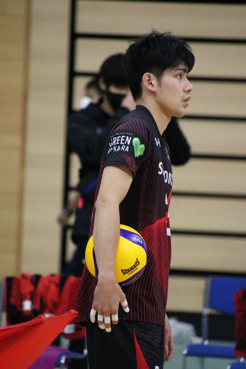 Jhe7887's tweet photo. 11/6 YMITアリーナ

#サントリーサンバーズ 
#小野遥輝 選手 https://t.co/jsEb1pgQHk