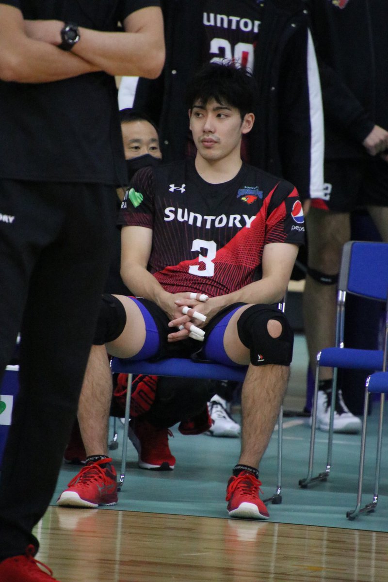 Jhe7887's tweet photo. 11/6 YMITアリーナ

このボールくるってするやつ好き

#サントリーサンバーズ 
#小野遥輝 選手 https://t.co/l1XH7gjVDh