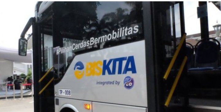 ivor205's tweet photo. Pilihan cerdas bermibilitas ya Naik biskita #BiskitaTransPakuan #ayonaikbiskita https://t.co/JLMioPFjDZ