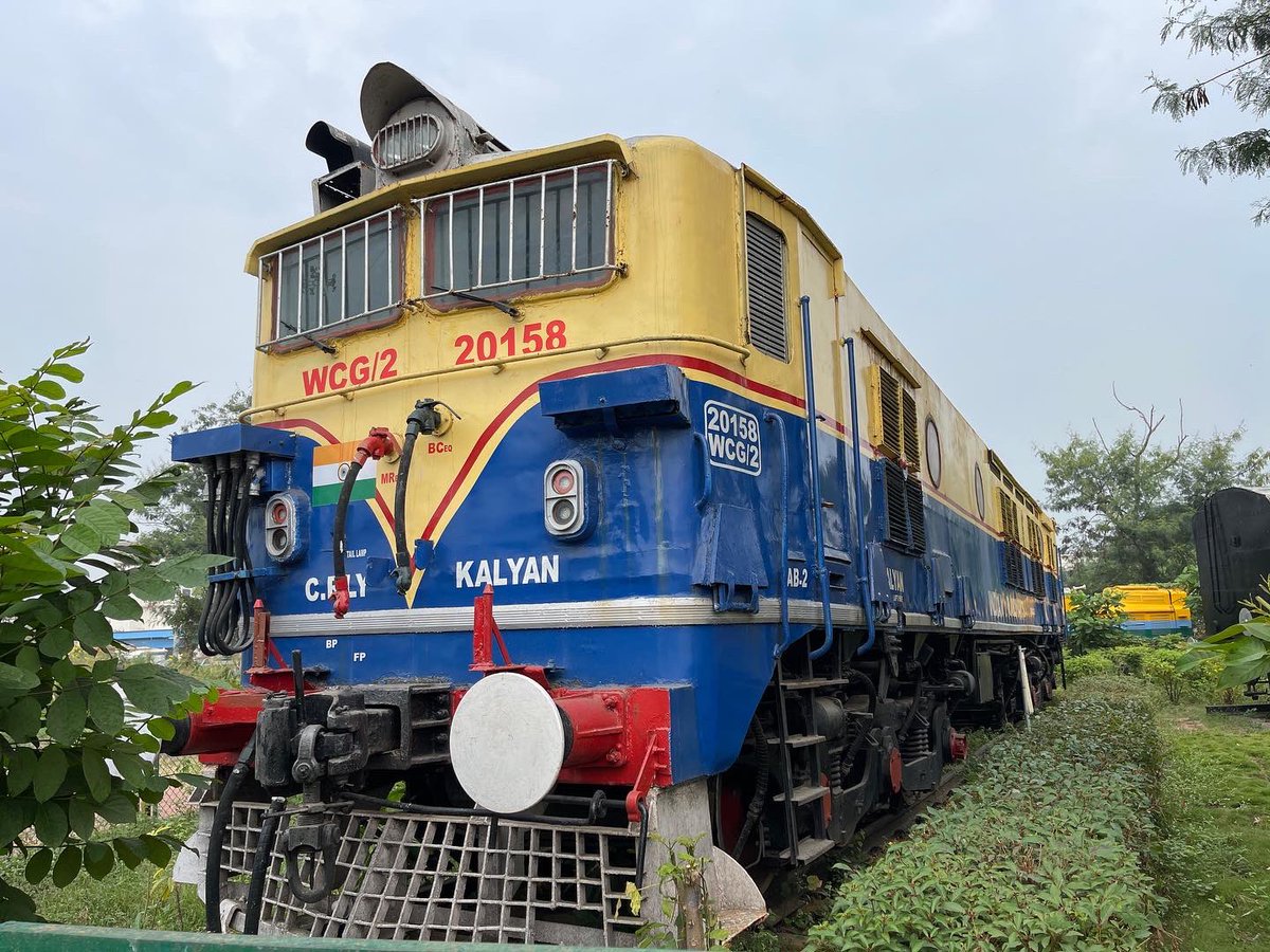 JatinBhhavsar's tweet photo. #WCG2 #CG2 #dc #DCdons #relicsofbygoneera #mumbai #bhoreghatkings #shotoniphone12prpmax #mumbaiheritagegallery #museum https://t.co/mbuJBOYmsd