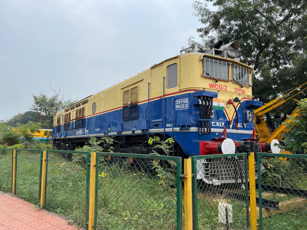 JatinBhhavsar's tweet photo. #WCG2 #CG2 #dc #DCdons #relicsofbygoneera #mumbai #bhoreghatkings #shotoniphone12prpmax #mumbaiheritagegallery #museum https://t.co/mbuJBOYmsd