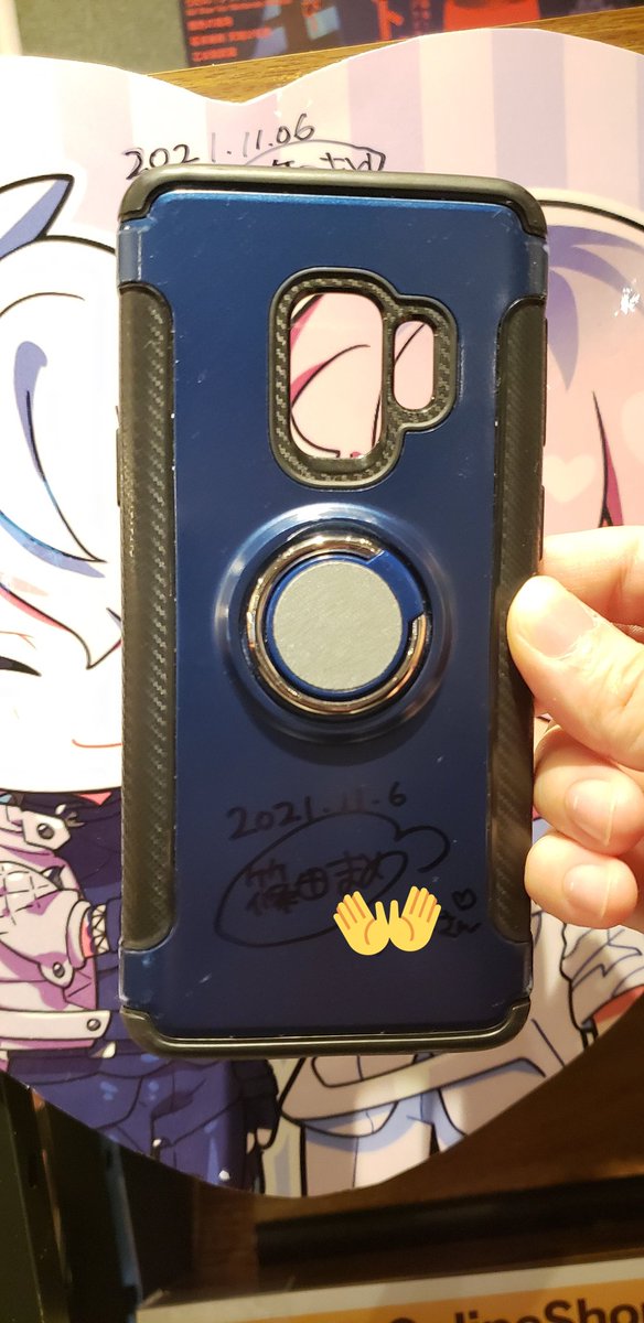 _i_t_u_k_i_'s tweet photo. なんと…!!
偶然にも居合わせて……!
サインを頂きましたーーーーーー!!
周りが仲間ばっかりで、雰囲気も和やかで、3時間くらい初対面の方々とニッチな話題で盛り上がり…!!
トレードもめちゃ活発!
めちゃくちゃ楽しかったです、本当に!貴重なご縁でした!
#篠田まめ #LiveCafeMixa #coolb https://t.co/l03zIJcGev