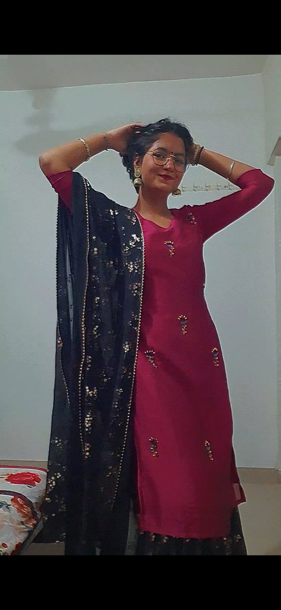 alwayzeight's tweet photo. Also, Happy Diwali (I'm 2 days late but wtv) https://t.co/GGFXM5Do7M