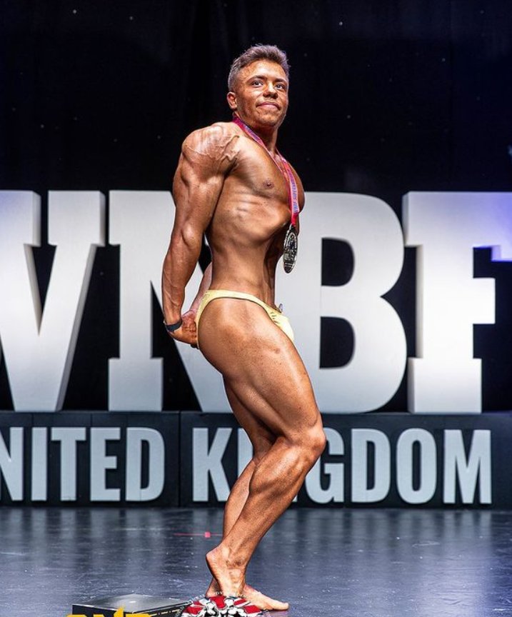 Urudi6's tweet photo. #teenmuscle https://t.co/3YJvlURmA0