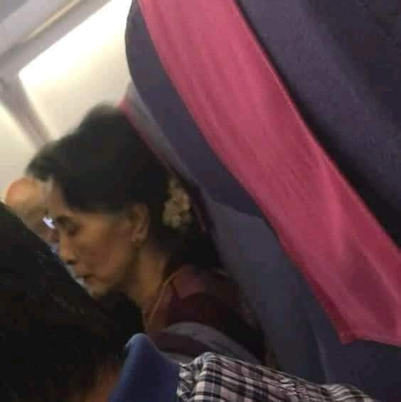 ZephyrThluai's tweet photo. DASSK was the country's highest official but she do not fly with a private plane, didnt even in business class,no unnecessary expenses of state budget. She even donated her own belonging &amp; salary to her people. Such good people being prosecuted for corruption is out of words 🇲🇲 https://t.co/k0xEpnjHJt