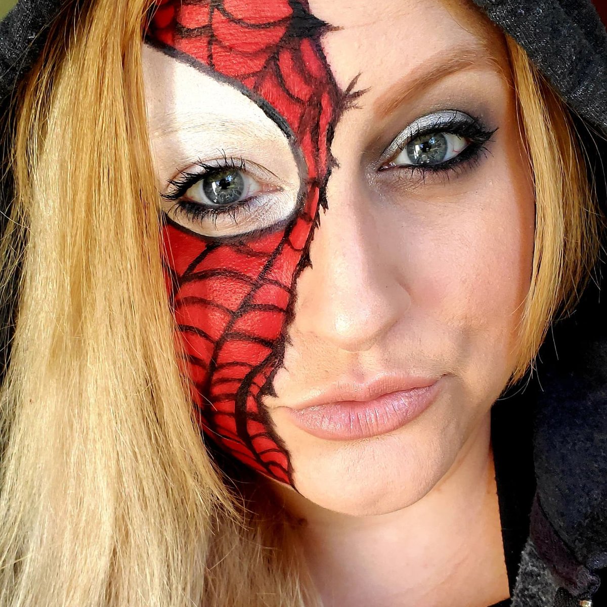 carolync903's tweet photo. I finally did makeup, &amp; not just daily makeup.. makeup that made me feel good. I've had such an incredibly rough year. I'm a single mom &amp; have been working 3 jobs (my business @BlessedBeYou1, working part time @ my karate studio, and doing door dash. Then BOOM kidney stone https://t.co/OAjDRyyVBU