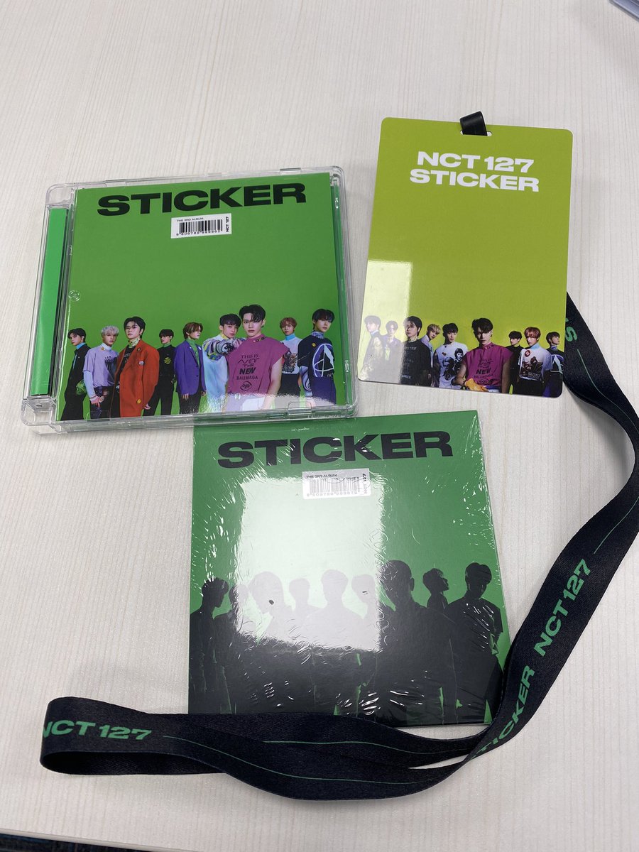 pawlogy's tweet photo. [WTS] NCT 127 Sticker (WW ok!)

Jewel Case:
1. Group (Taeil PC + Jungwoo CC)
2. Johnny case (Johnny PC + Johnny CC)
3. Jaehyun case (Taeil PC + Jungwoo CC)
- Taeil Jewel PC

Deluxe Box Wallet CD
1. w/ white socks
2. w/ lanyard + ID
3. CD alone

#쟈니  #재현  #정우  #태일  #양도 https://t.co/VSuMatkbwt