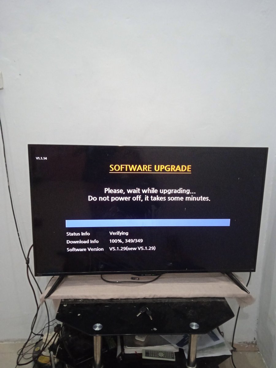 teguh_dina's tweet photo. @FirstMediaCares selamat siang saya mau melaporkan, tv kabel tidak berfungsi dari tanggal 1 november. Nomor pelanggan 11466671. Tolong ditindaklanjuti https://t.co/8bHbl2nGSM