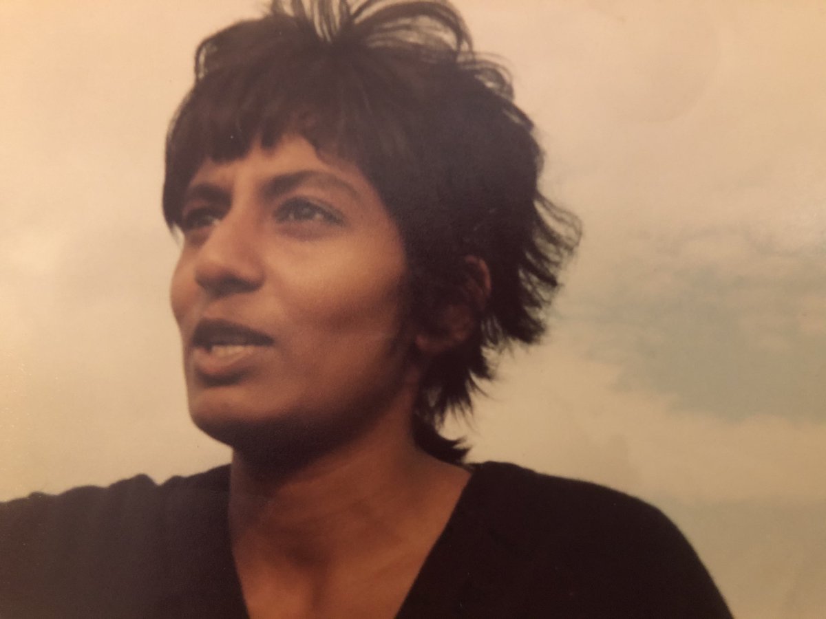SusanCousins6's tweet photo. I was determined at 22👇🏾
It’s my birthday today!
I’m just as determined as I ever was✊🏾#TherapistsConnect https://t.co/tX8iVB3ZGH