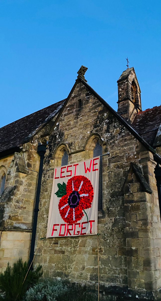 11_elevens's tweet photo. #day5 … 55km each completed … across the team +1500km! nearly #halfway 👏👏👏👏 … and #lestweforget🌹 … the reason we are #completing #11elevens2021 … it is for the #amazing @PoppyFactory &amp; @FCTcharity | @11_elevens #raisingmoney @Hamish_EY @RTinsight @EY_UKI #bonfirenight https://t.co/0j25746La2
