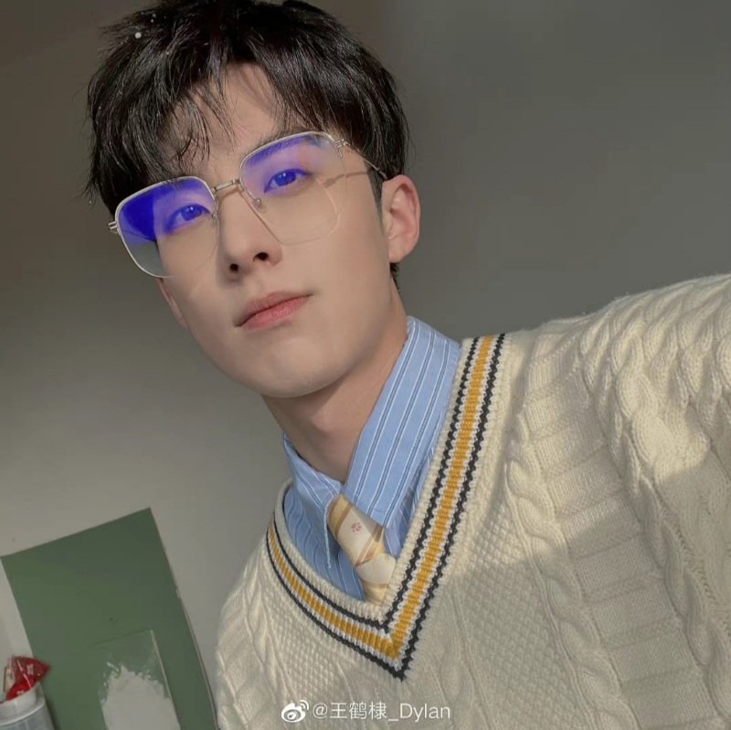 cake_yy's tweet photo. coincidence? Both of you wear a devil and an angel?

Angel:👼                             Devil:😈

|• _mooncake🌙🍍🐯•|

🌙🍍🐯____________________
💜💛💜💛💜💛💜💛💜 https://t.co/0UeT3YAWy0