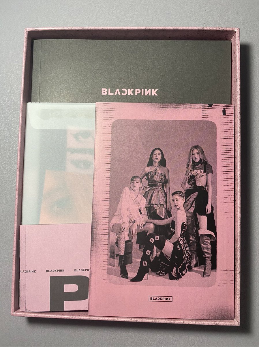 jncsellsph's tweet photo. [WTS LFB ph only]
BLACKPINK Kill This Love Album (Pink ver.)
•mint condition
•complete inclusions
•with LISA folded poster &amp; photocard pc

Php950
DM us!

tags: #jncselling #BLACKPINK #JISOO #JENNIE #ROSÉ #LISA https://t.co/ncyOifZBEF