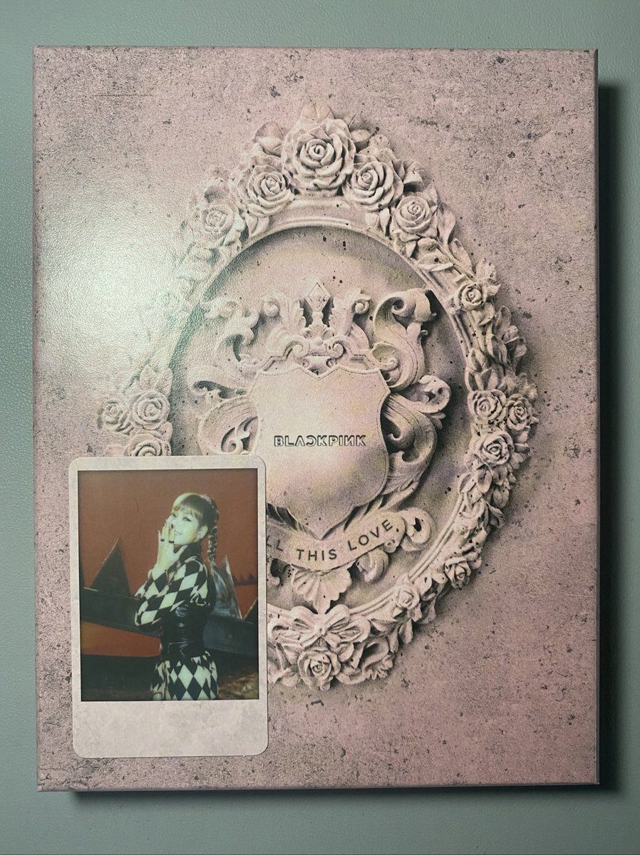 jncsellsph's tweet photo. [WTS LFB ph only]
BLACKPINK Kill This Love Album (Pink ver.)
•mint condition
•complete inclusions
•with LISA folded poster &amp; photocard pc

Php950
DM us!

tags: #jncselling #BLACKPINK #JISOO #JENNIE #ROSÉ #LISA https://t.co/ncyOifZBEF