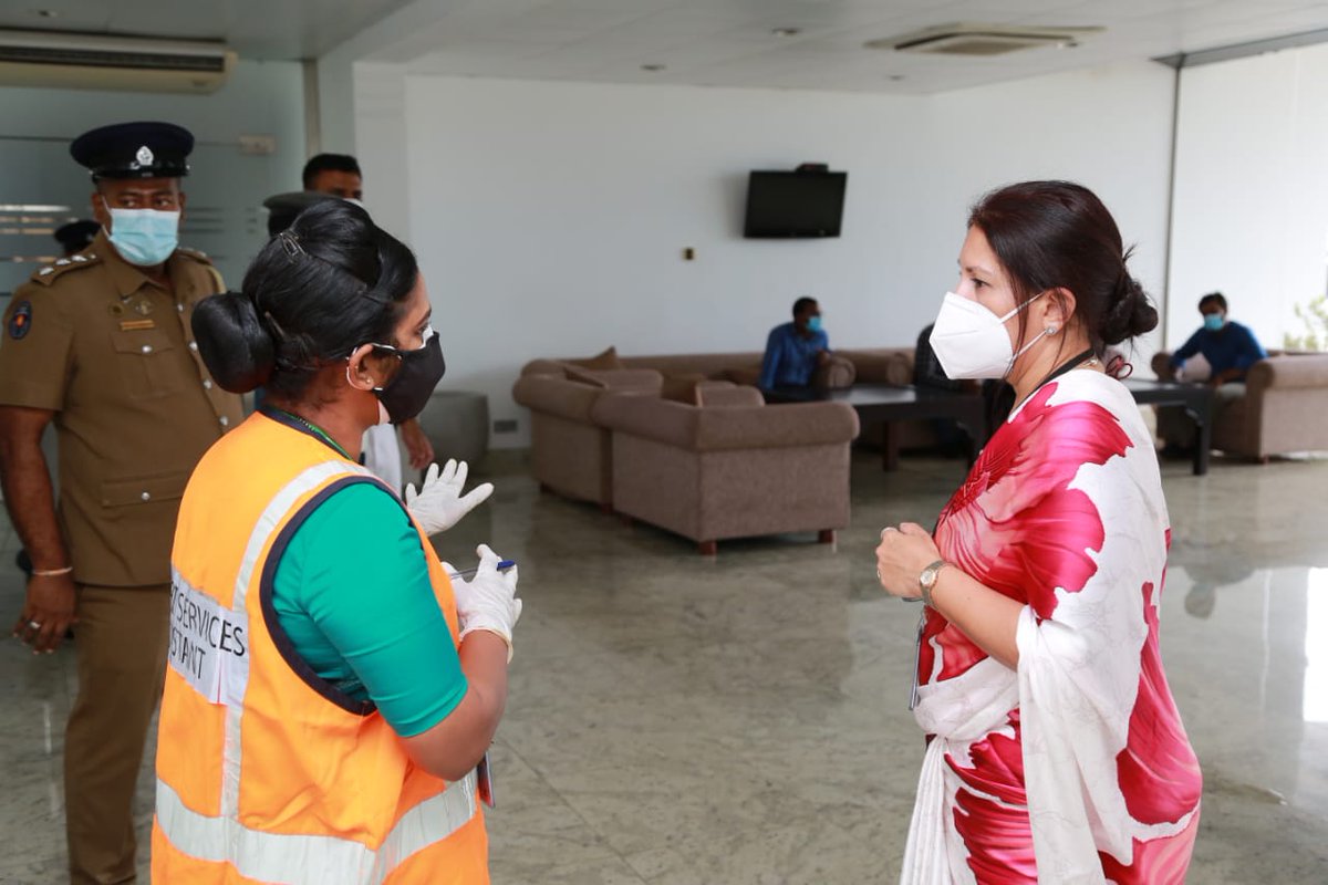 DeirdreDe's tweet photo. Phone, sanitizer, mask ...much needed essentials for a work day @CIAR_SriLanka
#workdays #ciar #airports #sariday #emergencydrill #workmode #srilankaairports #stayingsafe #worksafe #travel https://t.co/Eralcw2UTS