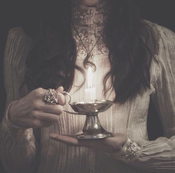 BloodySapphic's tweet photo. ⠀
⠀
      ╭⊰ᚒ 𝐂𝐚𝐫𝐦𝐢𝐥𝐥𝐚 𝐊𝐚𝐫𝐧𝐬𝐭𝐞𝐢𝐧 ᚒ⊱╯

                              ᚒ

              A modern portrayal 
                by #բαíɾsհαժօա 
 
                          ♡+↺
⠀ https://t.co/035RUT6LKN