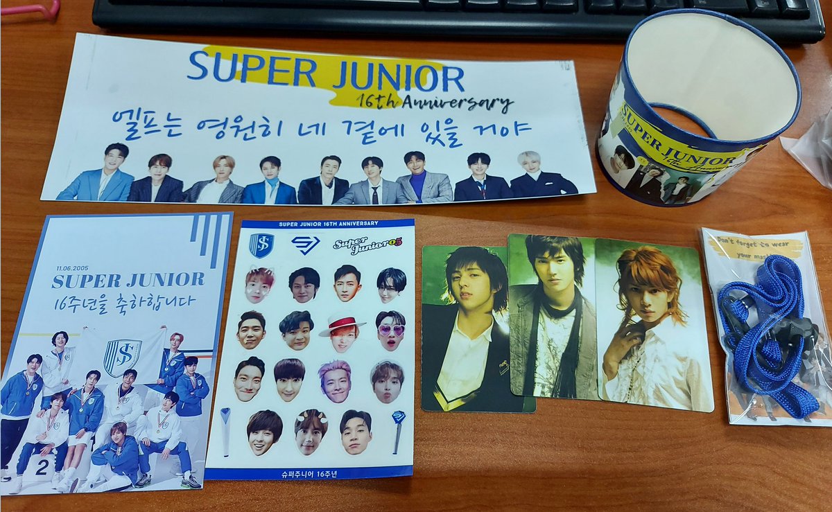 rheeya10's tweet photo. Happy Anniversary @SJofficial ๐
Thank you @rainism__ for this cafe event ๐
#ELFCafe
#์ํผ์ฃผ๋์ด #SUPERJUNIOR
#16์ฃผ๋
#16thAnniv
#SJ_16th_ANNIVERSARY https://t.co/Y0gEfPAJHV