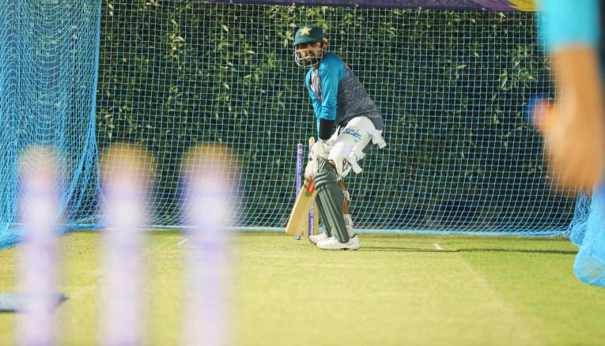 babarazam258's tweet photo. Sweat, determination, focus. 🧠💥 https://t.co/CE80F8Z5Gv