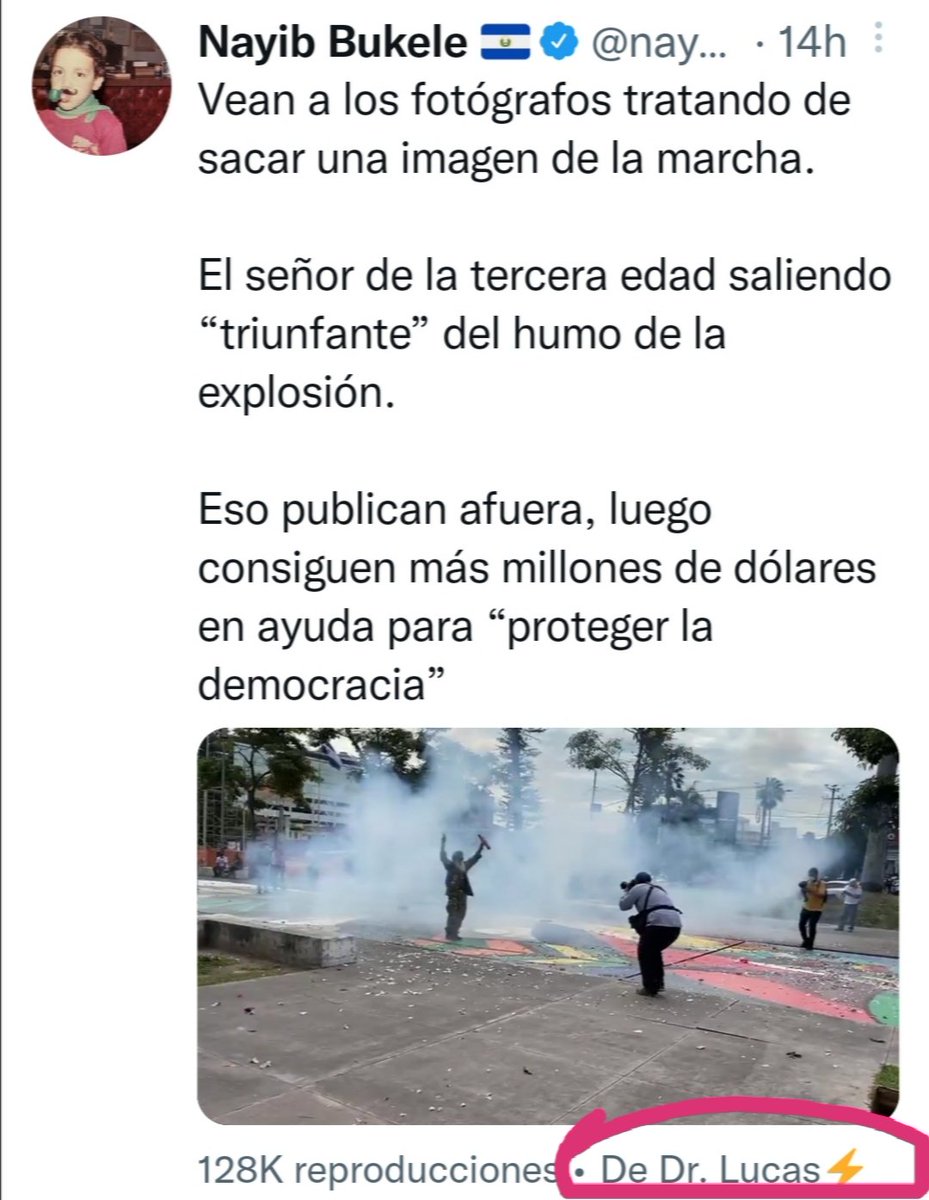 Roberto_Dubon's tweet photo. #ElLocoDeCAPRES agarrando un tuit de una cuenta troll, peor aún, no sabe que el fotógrafo de celeste (Empleado de él) es de su noticiero @elsalvador 😂
Patético. https://t.co/owZCjm3vmS