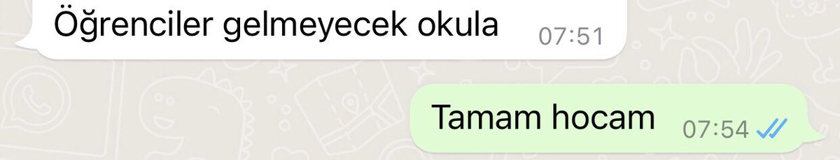 Müdürüm temaslıları pozitif olarak algıladığı için öğretmenler tarafından coronalaların anası diye çağrılıyorum üç gündür 😒🤭