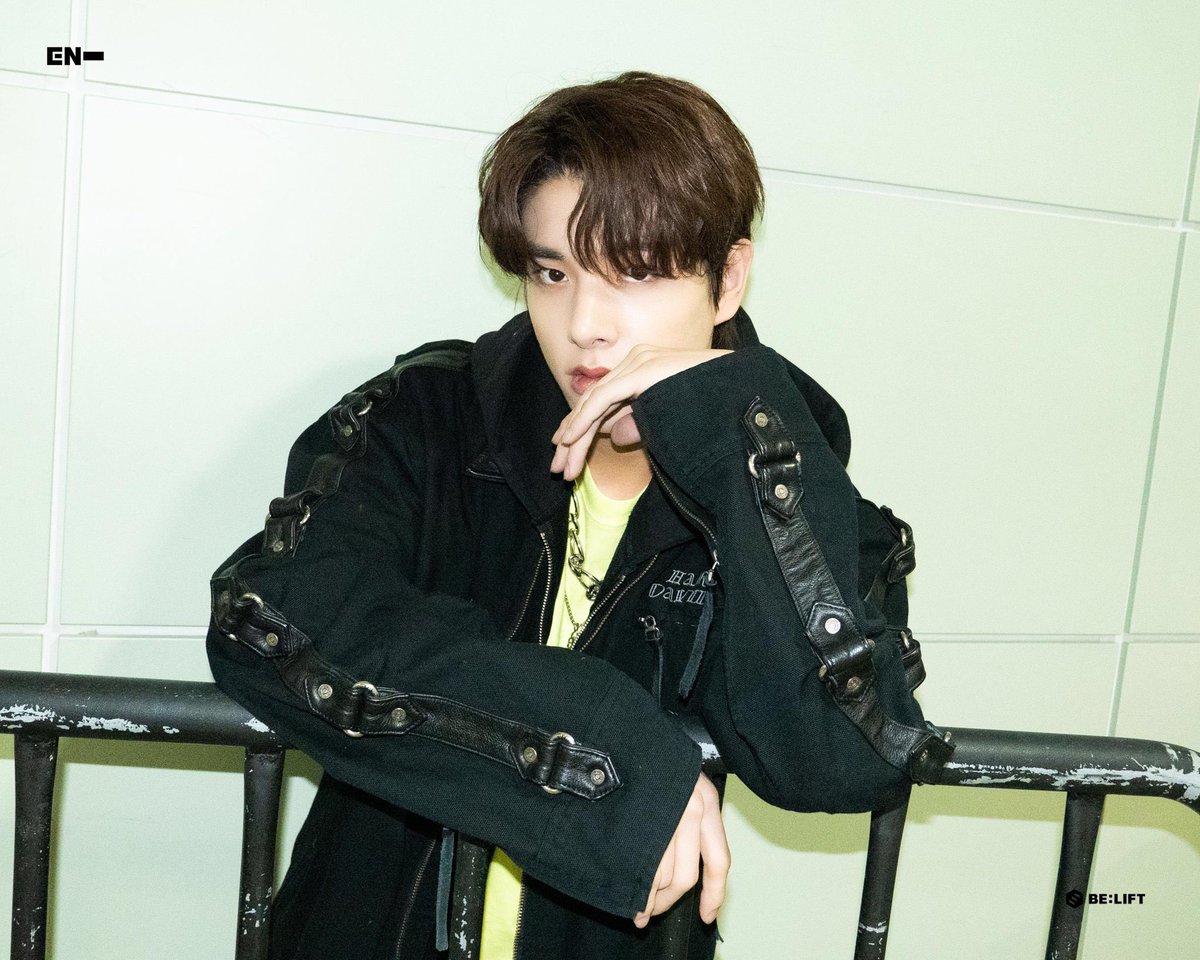Red_Rose1511's tweet photo. อยากปั้นๆเป็นก้อนแล้วกลืนลงท้อง #JAKE #ENHYPEN @ENHYPEN_members https://t.co/4z9YDcwk4a