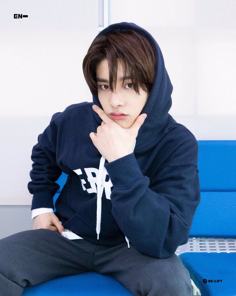 Red_Rose1511's tweet photo. อยากปั้นๆเป็นก้อนแล้วกลืนลงท้อง #JAKE #ENHYPEN @ENHYPEN_members https://t.co/4z9YDcwk4a