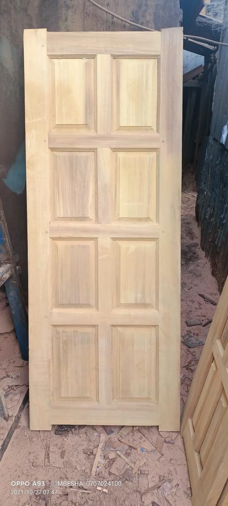 mmbesha94s1's tweet photo. @amerix We make &amp; deliver High QUALITY MAHOGANY PRODUCTS;
✅Flush doors
✅ Laminated doors
✅ Mahogany panel doors
✅Frames of all sizes
✅ Woodblocks 
✅TnGs and Skatings

We offer;
💯Free quotations
💯Free site visits

Contact 📞 0707024100
Located Gikomba Nairobi

#MasculinitySaturday https://t.co/uM2wlZssjG