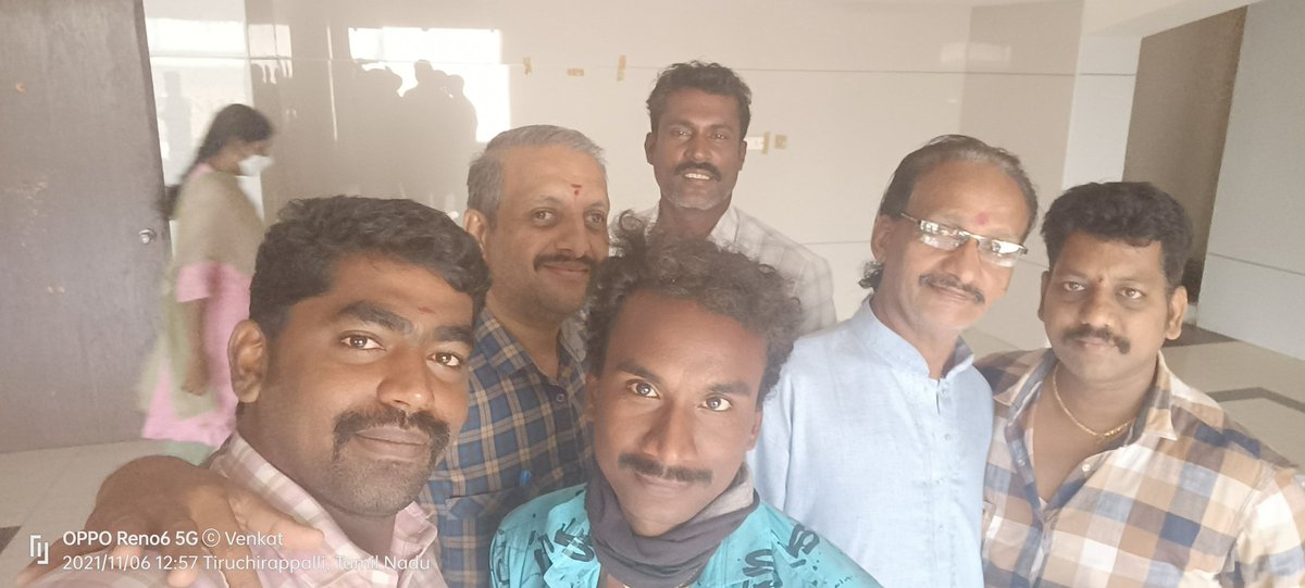 Count No - 03 With My Friends

😍😍🤩🤩❣️❣️🤘🤘

#AnnaattheBB100CrIn2Days
#AnnaattheStormAtBO 
#Annaththe 
#AnnaattheDeepavali 
#AnnaattheThiruvizha