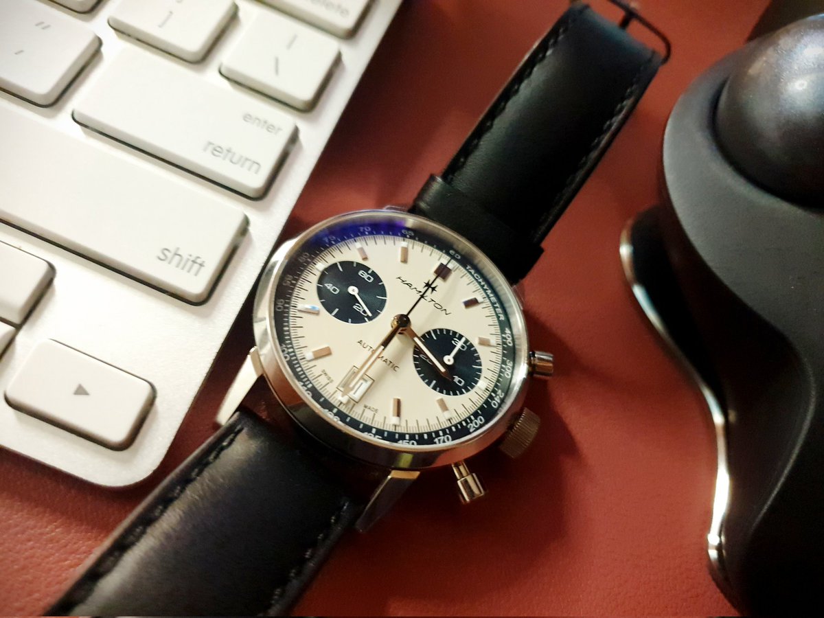 WatchesWatching's tweet photo. Always a favorite for me. #hamilton #intramatic #autochrono https://t.co/ruHa3JfL2q