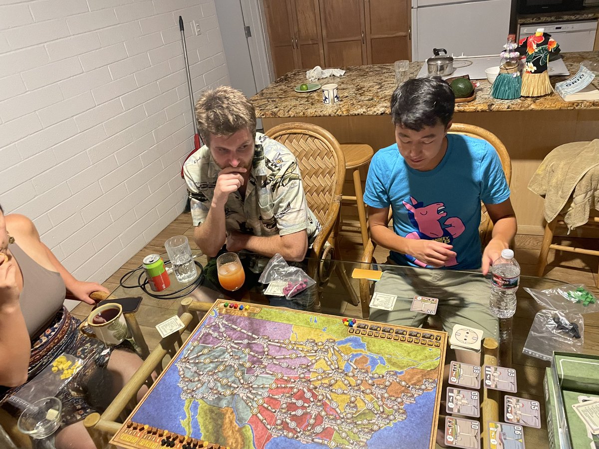 chadwickconway's tweet photo. So happy to have #celions here in #hawaii playing #powergridboardgame #energytwitter @Energy_Leaders @LizFinneganDC, Wade, Wes, & Jenya https://t.co/mr7kqF2m8O