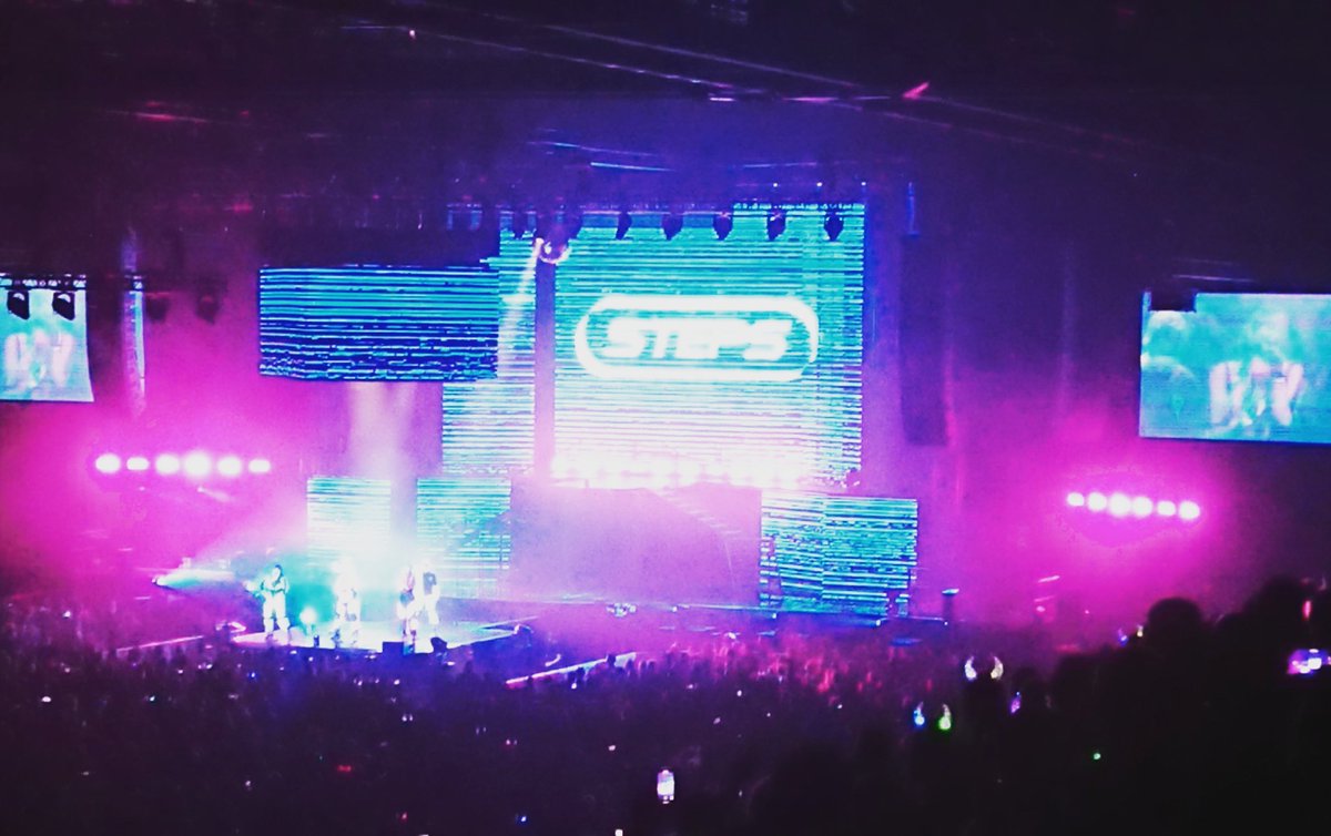 Richiiebam's tweet photo. Steps were amazing! They never disappoint. Crazy being around so many people again too. #steps #stepstour #stepsBirmingham #party #music https://t.co/f8OQVxL5ET