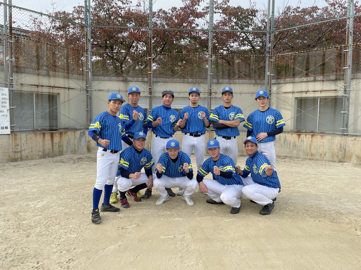 ichirou_51's tweet photo. お疲れ様です！
宮川組です。
試合結果
7-8
サヨナラ負け
強豪相手に序盤一挙5得点を奪えたのですが終盤に追いつかれて最終回にサヨナラを打たれ負けてしまいました！
いろいろ課題が見つかった試合でしたのでいい経験になりました！
対戦相手の大阪経済大学野球部の皆さんありがとうございました！ https://t.co/rIK6mNvCgn