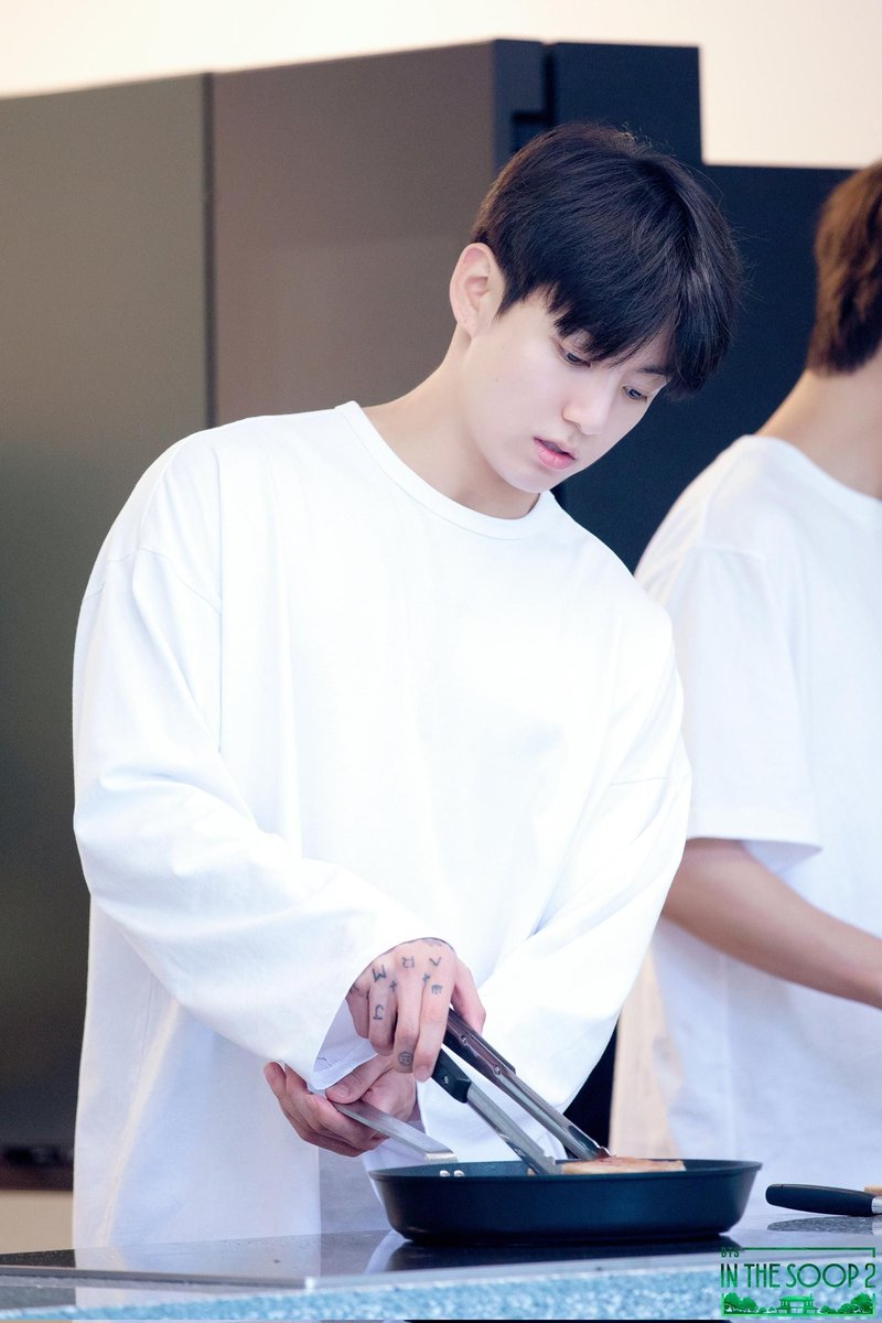 seokjin_peg's tweet photo. Jungkook au naturel dans #InTheSoopS2 est un vrai rรฉgal pour les yeux
#Jungkook #JK https://t.co/HcEH53VPZc