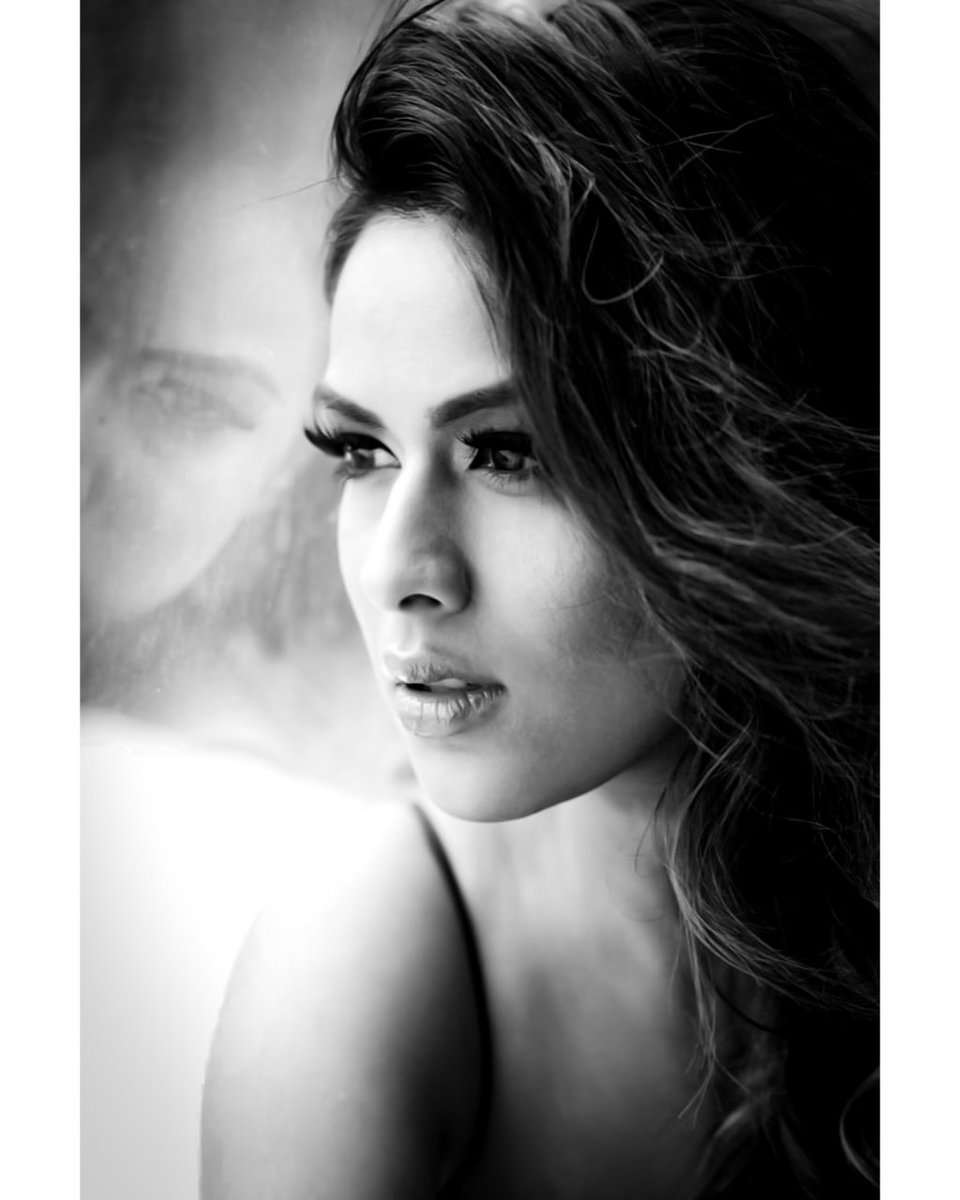nia_addicted's tweet photo. Dream gurl ✨❤️
@Theniasharma 💖
Click by :- #rafique sir
_
Ps ;- Your pic is enough to make our day beautiful 🥺 ❤️
#NiaSharma #Maniacs #100mostbeautifulwomen2021 https://t.co/7dGojqW617