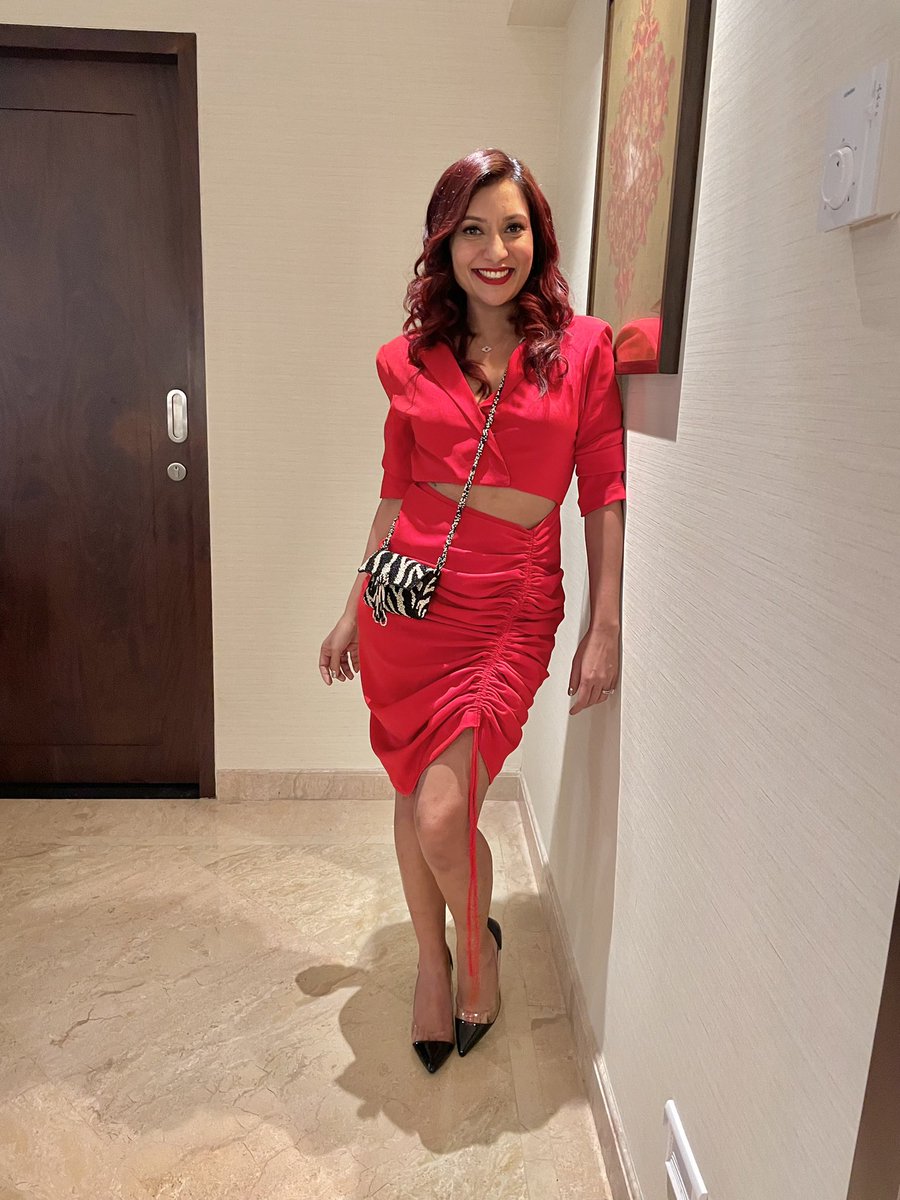 maliniagarwal's tweet photo. My formula for a great evening red dress, red wine and red lipstick. π·π
Outfit - #neeturohra_india
Jewellery - #azotiique
Bag - #embelliebyg
Styled by - @rishikadevnani
Assisted by - #soheylanazariyan
HMU - #glambysaanchibansal
#reddress #redwine #bosslady #missmaliniootd https://t.co/wZ9zoHqxM7